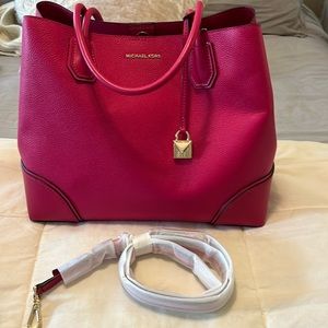 Michael Kors Mercer Pink Tote